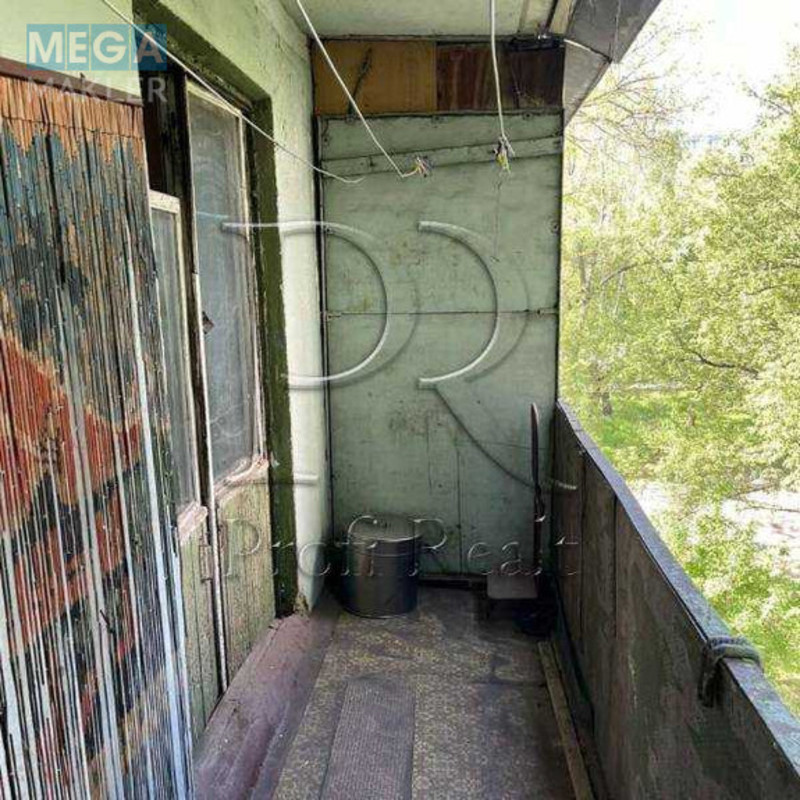 Продаж 3 кімнатної квартири (63/41/7), 3 пов. 9 пов. будинку, <a class="location-link" href="/kiev/" title="Недвижимость Київ">Київ</a>, <a class="location-link" href="/kiev/svyatoshinskij/" title="Недвижимость Святошинський район">Святошинський р-н</a>, Курбаса Леся проспект, 15 (изображение 15)