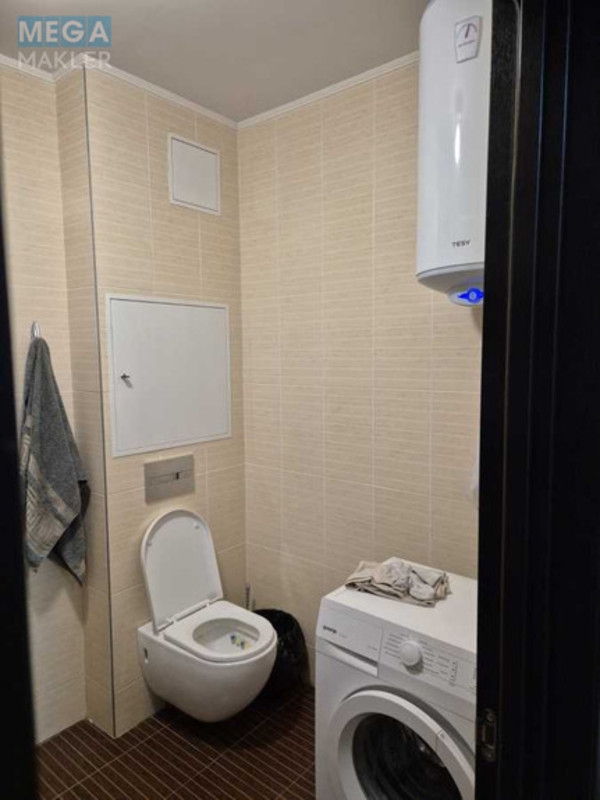Оренда 1 кімнатної квартири, <a class="location-link" href="/kiev/" title="Недвижимость Київ">Київ</a>, <a class="location-link" href="/kiev/solomenskij/" title="Недвижимость Солом'янський район">Солом'янський р-н</a>, Патріарха Мстислава Скрипника вул., 40 (изображение 12)