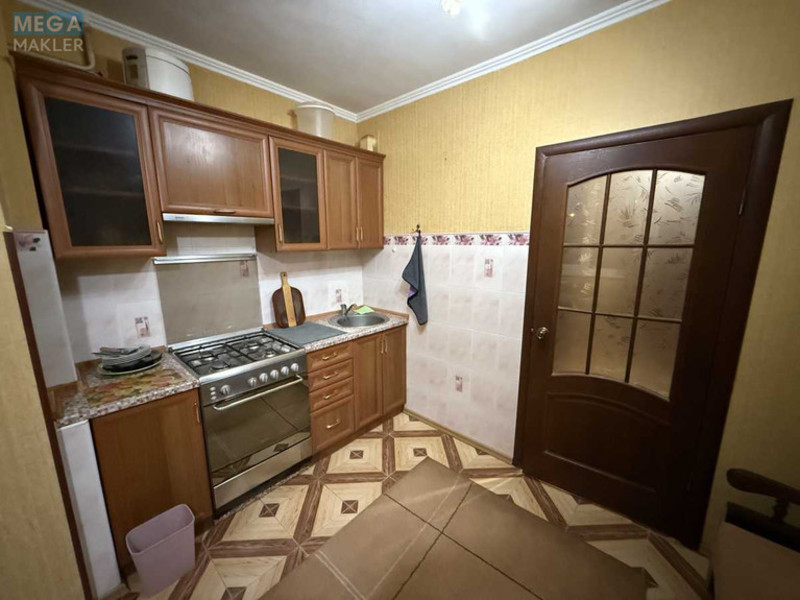 Оренда 1 кімнатної квартири, <a class="location-link" href="/kiev/" title="Недвижимость Київ">Київ</a>, <a class="location-link" href="/kiev/obolonskij/" title="Недвижимость Оболонський район">Оболонський р-н</a>, Северная ул., 2Г (изображение 9)