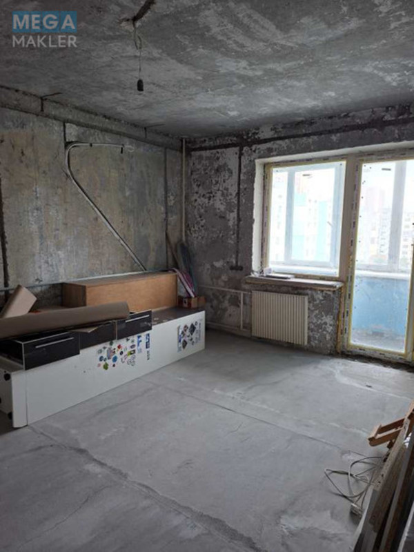 Продаж 3 кімнатної квартири (71/41/9), 8 пов. 9 пов. будинку, <a class="location-link" href="/kiev/" title="Недвижимость Київ">Київ</a>, <a class="location-link" href="/kiev/obolonskij/" title="Недвижимость Оболонський район">Оболонський р-н</a>, Оболонський просп., 40А (изображение 4)