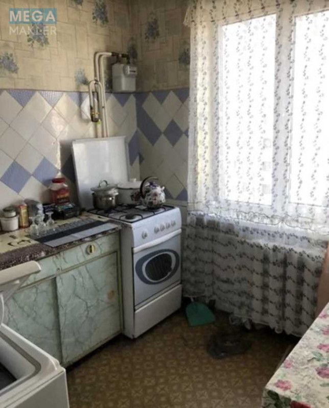 Продаж 3 кімнатної квартири (55,8/39,8/5,8), 9 пов. 9 пов. будинку, <a class="location-link" href="/kiev/" title="Недвижимость Київ">Київ</a>, <a class="location-link" href="/kiev/svyatoshinskij/" title="Недвижимость Святошинський район">Святошинський р-н</a>, Жмеринская ул., 16 (изображение 14)