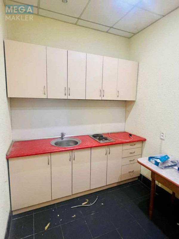 Продаж дома, 3&nbsp;поверху, 536&nbsp;кв.м, 11&nbsp;кімнат, ділянка 22&nbsp;сотки, <a class="location-link" href="/ranevichi/" title="Недвижимость Раневичі">Раневичі</a>, Садова, 1 (изображение 17)