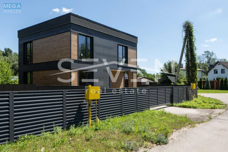 Продаж дома, 2 поверху, 168 кв.м, 4 кімнати, ділянка 5,50 соток, <a class="location-link" href="/kiev/" title="Недвижимость Київ">Київ</a>, <a class="location-link" href="/kiev/goloseevskij/" title="Недвижимость Голосіївський район">Голосіївський р-н</a>, Олега Рябова вул., 2 (изображение 4)