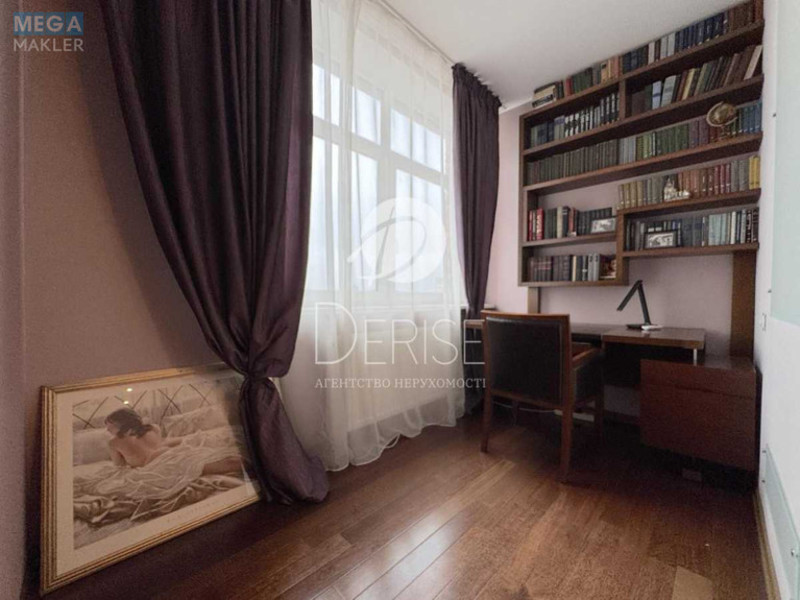 Продаж 3 кімнатної квартири (156/70/25), 10 пов. 12 пов. будинку, <a class="location-link" href="/kiev/" title="Недвижимость Київ">Київ</a>, <a class="location-link" href="/kiev/pecherskij/" title="Недвижимость Печерський район">Печерський р-н</a>, Леси Украинки бульв., 23а (изображение 4)