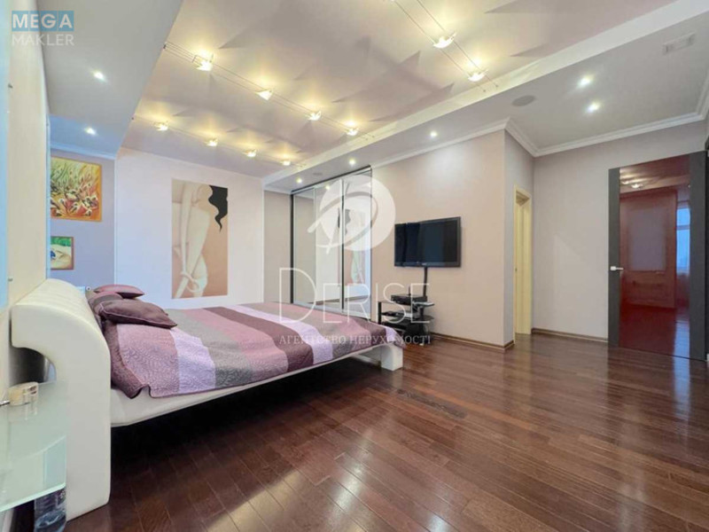 Продаж 3 кімнатної квартири (156/70/25), 10 пов. 12 пов. будинку, <a class="location-link" href="/kiev/" title="Недвижимость Київ">Київ</a>, <a class="location-link" href="/kiev/pecherskij/" title="Недвижимость Печерський район">Печерський р-н</a>, Леси Украинки бульв., 23а (изображение 6)