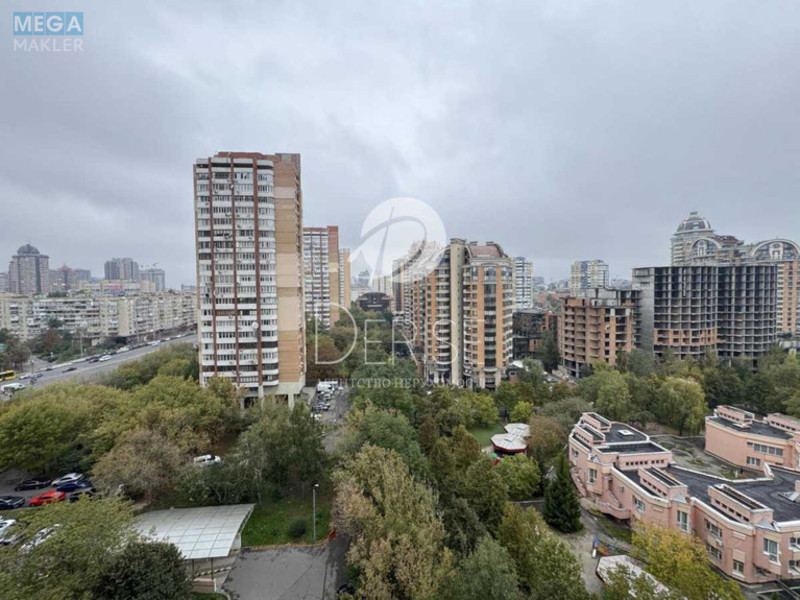 Продаж 3 кімнатної квартири (156/70/25), 10 пов. 12 пов. будинку, <a class="location-link" href="/kiev/" title="Недвижимость Київ">Київ</a>, <a class="location-link" href="/kiev/pecherskij/" title="Недвижимость Печерський район">Печерський р-н</a>, Леси Украинки бульв., 23а (изображение 25)