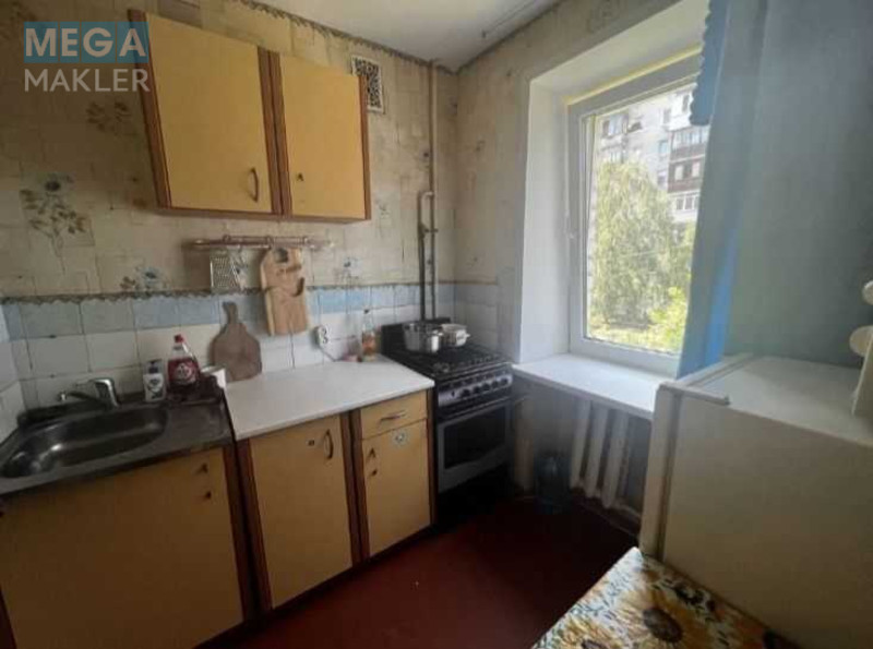 Оренда 1 кімнатної квартири, <a class="location-link" href="/kiev/" title="Недвижимость Київ">Київ</a>, <a class="location-link" href="/kiev/podolskij/" title="Недвижимость Подільський район">Подільський р-н</a>, Осиповського вул., 3 (изображение 2)
