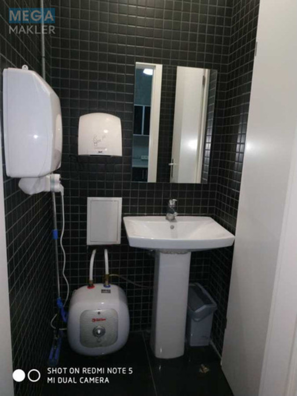 Продаж комерційної нерухомості, 106 кв.м, под офис, <a class="location-link" href="/kiev/" title="Недвижимость Київ">Київ</a>, <a class="location-link" href="/kiev/goloseevskij/" title="Недвижимость Голосіївський район">Голосіївський р-н</a>, Феодосийский пер., 14 (изображение 15)