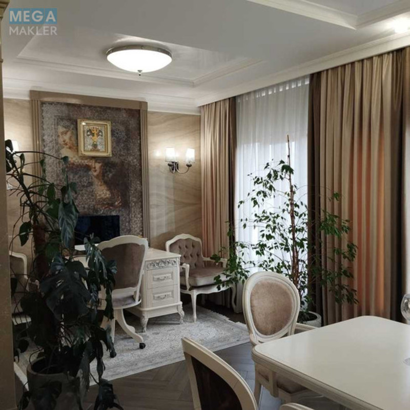 Продаж 3 кімнатної квартири (150/60/60), 2 пов. 5 пов. будинку, <a class="location-link" href="/kiev/" title="Недвижимость Київ">Київ</a>, <a class="location-link" href="/kiev/shevchenkovskij/" title="Недвижимость Шевченківський район">Шевченківський р-н</a>, Лукянівська вул., 21б (изображение 5)