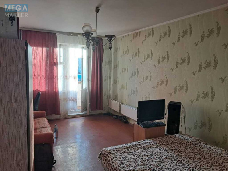 Продаж 1 кімнатної квартири (40/?/8), 6 пов. 10 пов. будинку, <a class="location-link" href="/kiev/" title="Недвижимость Київ">Київ</a>, <a class="location-link" href="/kiev/svyatoshinskij/" title="Недвижимость Святошинський район">Святошинський р-н</a>, Ірпінська вул., 62а (изображение 3)