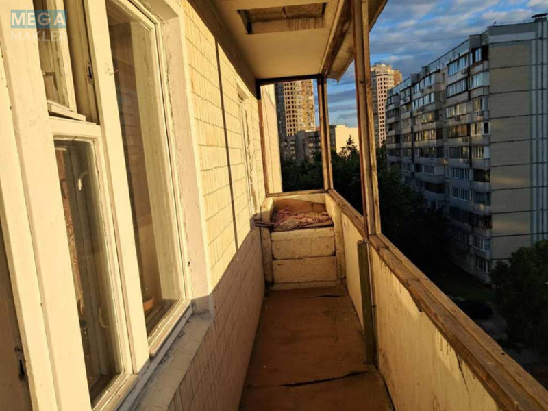 Продаж 1 кімнатної квартири (40/?/8), 6 пов. 10 пов. будинку, <a class="location-link" href="/kiev/" title="Недвижимость Київ">Київ</a>, <a class="location-link" href="/kiev/svyatoshinskij/" title="Недвижимость Святошинський район">Святошинський р-н</a>, Ірпінська вул., 62а (изображение 9)