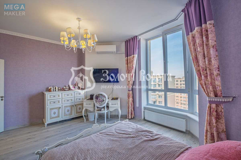 Продаж 4 кімнатної квартири (114,5/71/18,4), 9 пов. 10 пов. будинку, <a class="location-link" href="/sofievskaya-borshagovka/" title="Недвижимость Софіївська Борщагівка">Софіївська Борщагівка</a>, Житня вул, 21 (изображение 10)