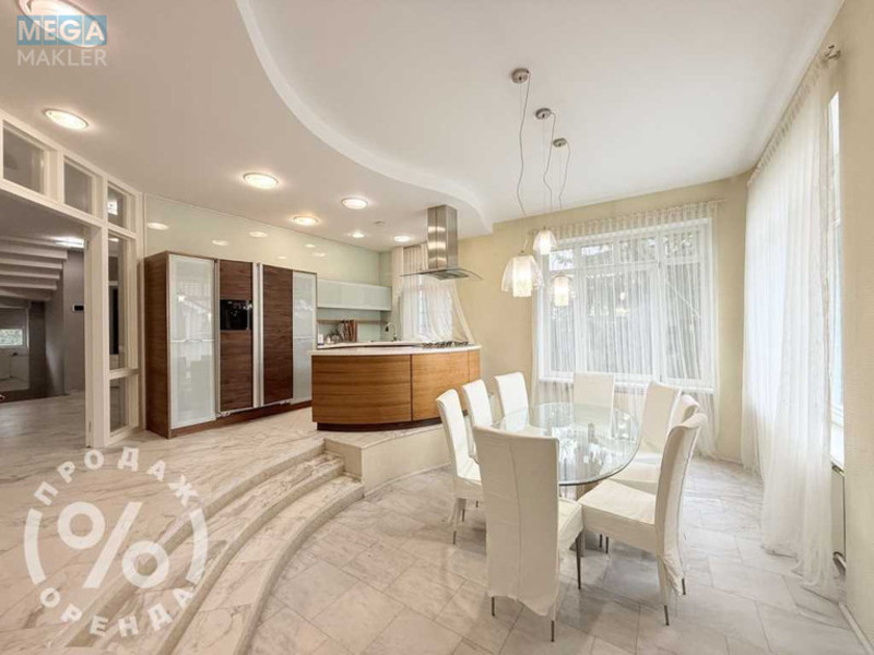 Продаж дома, 3 поверху, 478 кв.м, 7 кімнат, ділянка 10 соток, <a class="location-link" href="/kiev/" title="Недвижимость Київ">Київ</a>, <a class="location-link" href="/kiev/goloseevskij/" title="Недвижимость Голосіївський район">Голосіївський р-н</a>, Волзька вул., 24 (изображение 3)