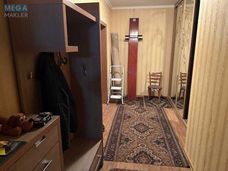 Оренда 3 кімнатної квартири, <a class="location-link" href="/kiev/" title="Недвижимость Київ">Київ</a>, <a class="location-link" href="/kiev/svyatoshinskij/" title="Недвижимость Святошинський район">Святошинський р-н</a>, Петра Чаадаєва вул., 2 (изображение 8)