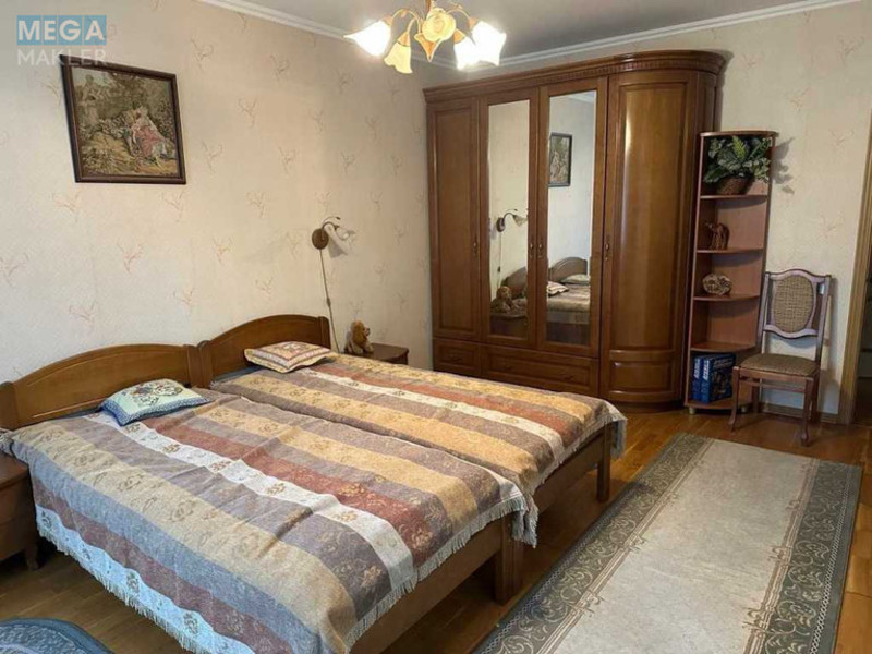 Оренда 3 кімнатної квартири, <a class="location-link" href="/kiev/" title="Недвижимость Київ">Київ</a>, <a class="location-link" href="/kiev/svyatoshinskij/" title="Недвижимость Святошинський район">Святошинський р-н</a>, Петра Чаадаєва вул., 2 (изображение 9)