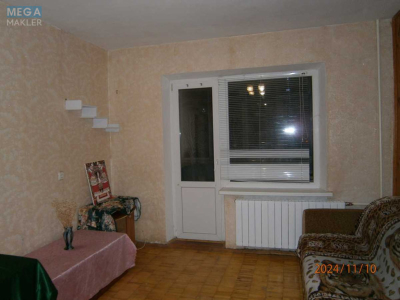 Оренда кімнати (підселення), <a class="location-link" href="/kiev/" title="Недвижимость Київ">Київ</a>, <a class="location-link" href="/kiev/svyatoshinskij/" title="Недвижимость Святошинський район">Святошинський р-н</a>, Василя Стуса вул., 5 (изображение 4)