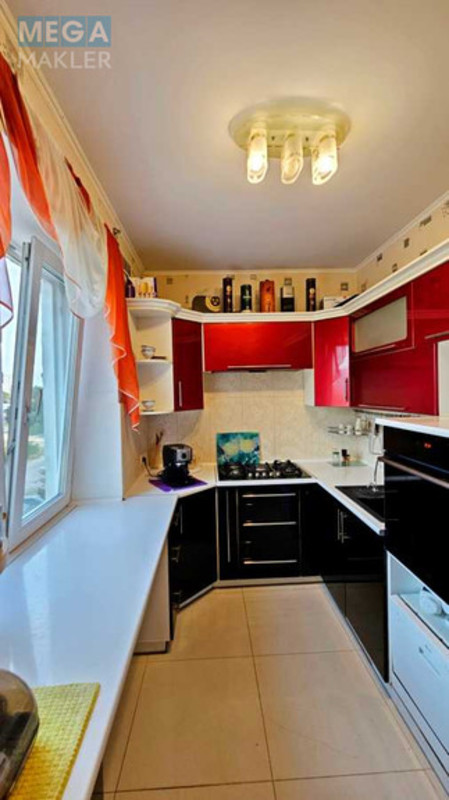 Продаж 4 кімнатної квартири (87/56/7), 4 пов. 10 пов. будинку, <a class="location-link" href="/dneprodzerzhinsk/" title="Недвижимость Кам'янське">Каменское</a>, проспект Металлургов, 80 (изображение 16)