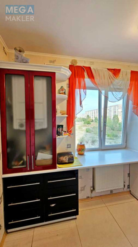 Продаж 4 кімнатної квартири (87/56/7), 4 пов. 10 пов. будинку, <a class="location-link" href="/dneprodzerzhinsk/" title="Недвижимость Кам'янське">Каменское</a>, проспект Металлургов, 80 (изображение 18)