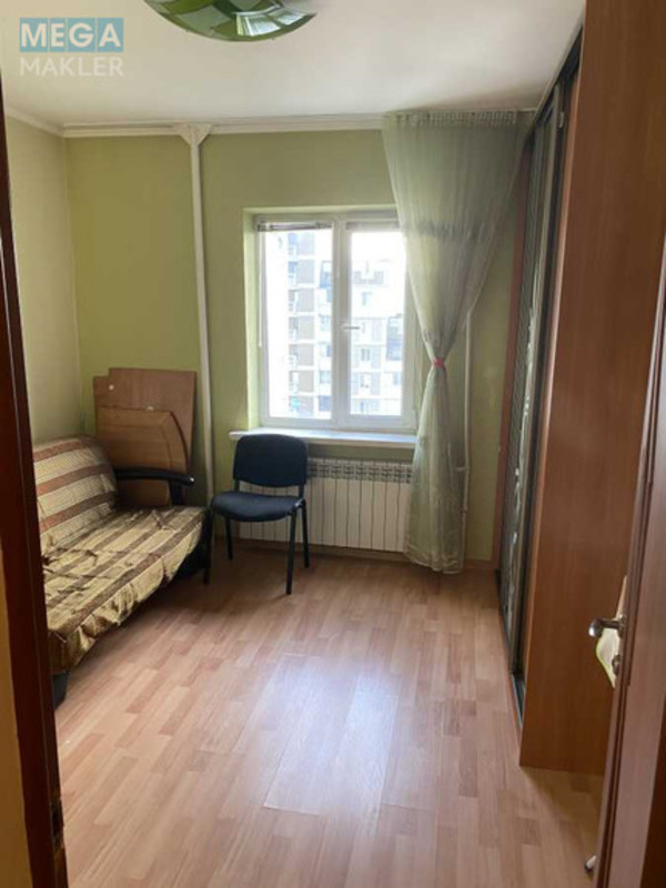Продаж 3 кімнатної квартири (84/?/?), 15 пов. 15 пов. будинку, <a class="location-link" href="/kiev/" title="Недвижимость Київ">Київ</a>, <a class="location-link" href="/kiev/darnickij/" title="Недвижимость Дарницький район">Дарницький р-н</a>, Анны Ахматовой ул., 6 (изображение 2)