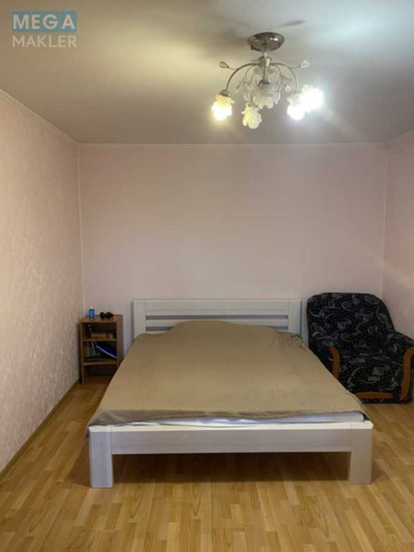 Продаж 3 кімнатної квартири (84/?/?), 15 пов. 15 пов. будинку, <a class="location-link" href="/kiev/" title="Недвижимость Київ">Київ</a>, <a class="location-link" href="/kiev/darnickij/" title="Недвижимость Дарницький район">Дарницький р-н</a>, Анны Ахматовой ул., 6 (изображение 6)