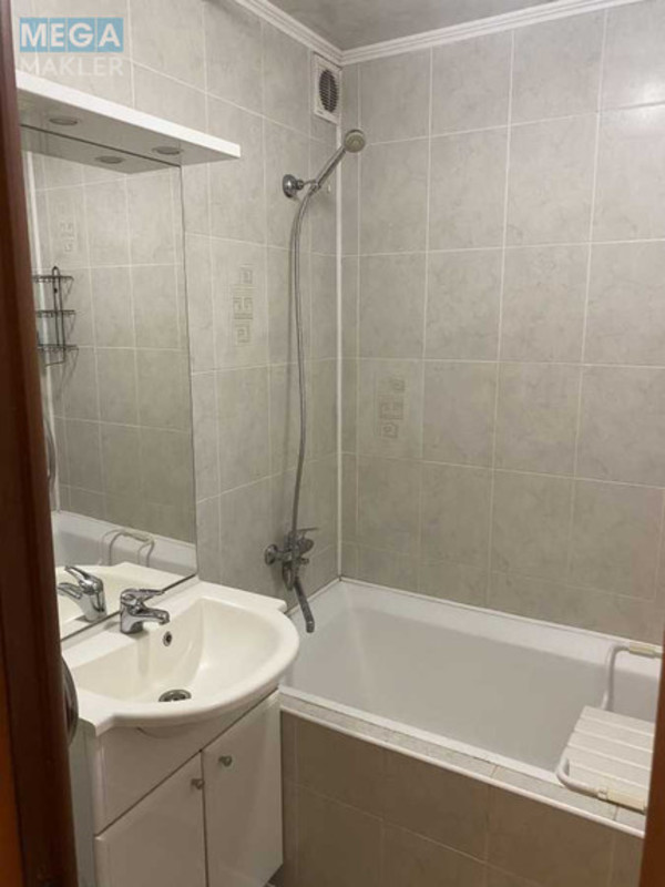 Продаж 3 кімнатної квартири (84/?/?), 15 пов. 15 пов. будинку, <a class="location-link" href="/kiev/" title="Недвижимость Київ">Київ</a>, <a class="location-link" href="/kiev/darnickij/" title="Недвижимость Дарницький район">Дарницький р-н</a>, Анны Ахматовой ул., 6 (изображение 14)