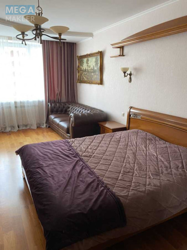 Оренда 3 кімнатної квартири, <a class="location-link" href="/kiev/" title="Недвижимость Київ">Київ</a>, <a class="location-link" href="/kiev/shevchenkovskij/" title="Недвижимость Шевченківський район">Шевченківський р-н</a>, Черновола Вячеслава ул., 20 (изображение 4)