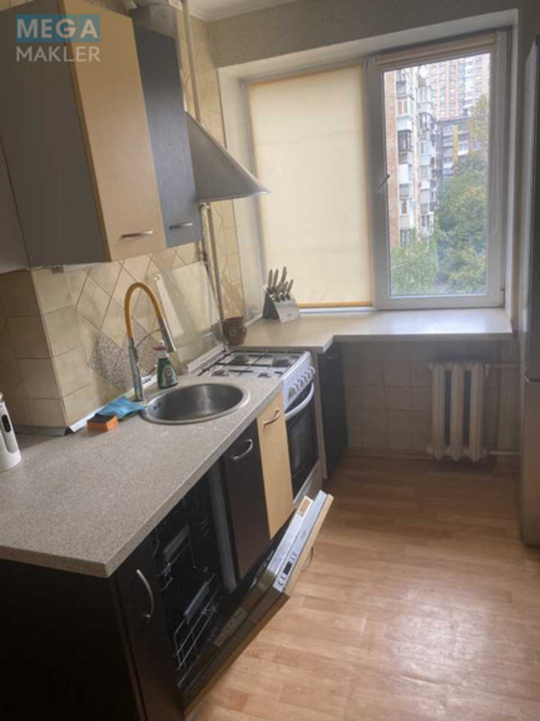 Продаж 2 кімнатної квартири (61/?/?), 6 пов. 9 пов. будинку, <a class="location-link" href="/kiev/" title="Недвижимость Київ">Київ</a>, <a class="location-link" href="/kiev/pecherskij/" title="Недвижимость Печерський район">Печерський р-н</a>, Леси Украинки бульв., 28А (изображение 9)