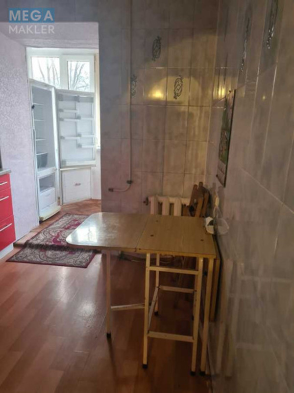 Оренда 1 кімнатної квартири, <a class="location-link" href="/odessa/" title="Недвижимость Одеса">Одеса</a>, <a class="location-link" href="/odessa/malinovskij/" title="Недвижимость Малиновський район">Малиновський р-н</a>, Варненская, 7 (изображение 4)