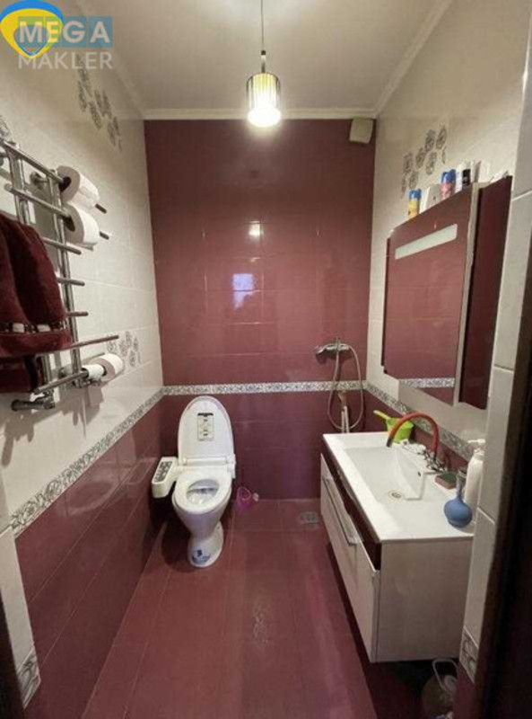 Продаж дома, 2 поверху, 210 кв.м, 5 кімнат, ділянка 10 соток, <a class="location-link" href="/odessa/" title="Недвижимость Одеса">Одеса</a>, <a class="location-link" href="/odessa/suvorovskij/" title="Недвижимость Суворовський район">Суворовський р-н</a>, Кольцевая (изображение 6)