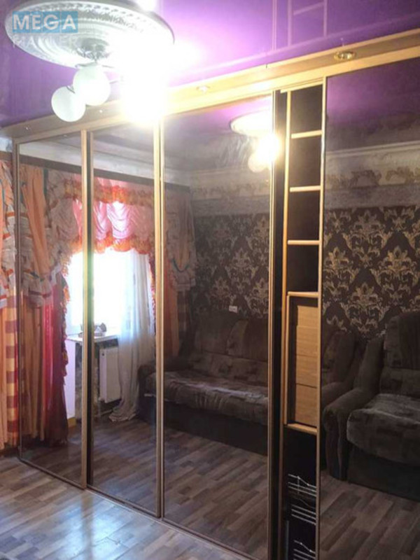 Продаж 3 кімнатної квартири (60/35/9), 3 пов. 4 пов. будинку, <a class="location-link" href="/komarovka-selo-kv/" title="Недвижимость Комарівка">Комарівка</a>, комсомольська (изображение 5)