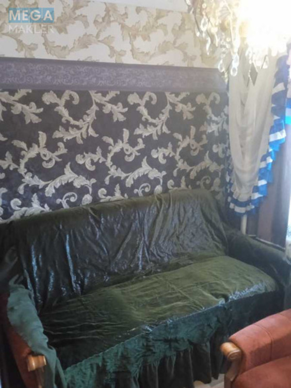 Продаж 3 кімнатної квартири (60/35/9), 3 пов. 4 пов. будинку, <a class="location-link" href="/komarovka-selo-kv/" title="Недвижимость Комарівка">Комарівка</a>, комсомольська (изображение 8)