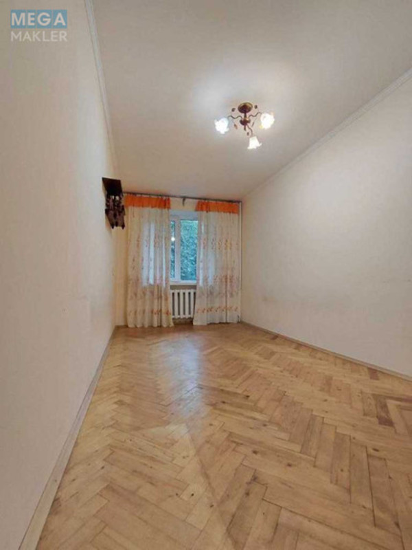 Продаж 3 кімнатної квартири (58/32/6), 1 пов. 5 пов. будинку, <a class="location-link" href="/lutsk/" title="Недвижимость Луцьк">Луцьк</a>, Гордіюк, 4 (изображение 8)