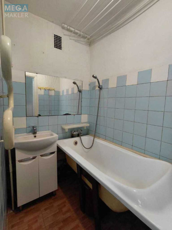 Продаж 3 кімнатної квартири (58/32/6), 1 пов. 5 пов. будинку, <a class="location-link" href="/lutsk/" title="Недвижимость Луцьк">Луцьк</a>, Гордіюк, 4 (изображение 10)