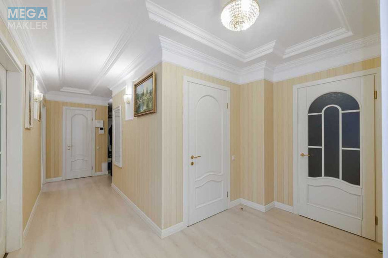 Продаж 3 кімнатної квартири (129,9/?/16), 13 пов. 25 пов. будинку, <a class="location-link" href="/kiev/" title="Недвижимость Київ">Київ</a>, <a class="location-link" href="/kiev/solomenskij/" title="Недвижимость Солом'янський район">Солом'янський р-н</a>, Курська вул., 13 (изображение 16)