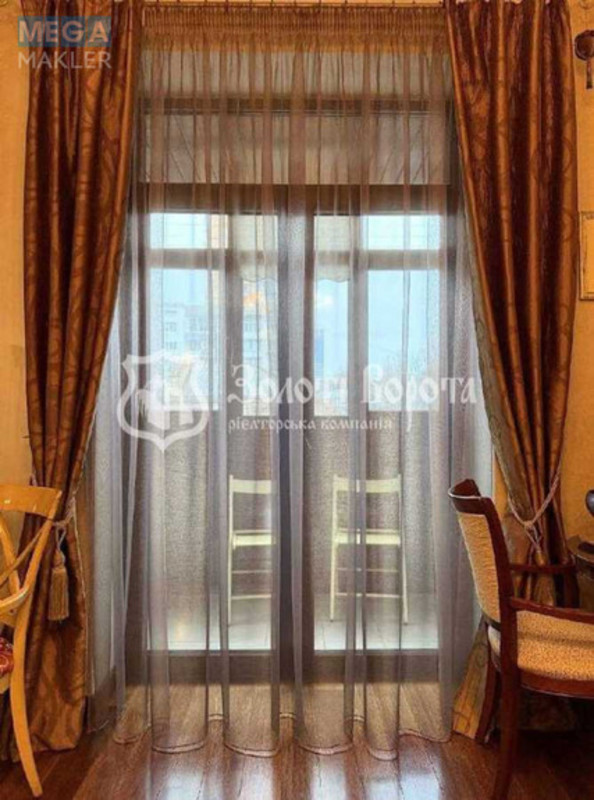 Продаж 5 кімнатної квартири (230/170/15), 5 пов. 5 пов. будинку, <a class="location-link" href="/kiev/" title="Недвижимость Київ">Київ</a>, <a class="location-link" href="/kiev/pecherskij/" title="Недвижимость Печерський район">Печерський р-н</a>, Андрія Верхогляда вул., 10/10 (изображение 3)