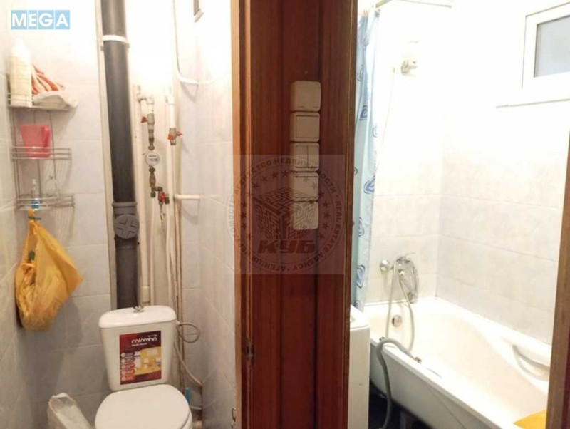 Продаж 3 кімнатної квартири (57/40/5), 5 пов. 5 пов. будинку, <a class="location-link" href="/kiev/" title="Недвижимость Київ">Київ</a>, <a class="location-link" href="/kiev/dneprovskij/" title="Недвижимость Дніпровський район">Дніпровський р-н</a>, Праці бульв., 6/14 (изображение 4)