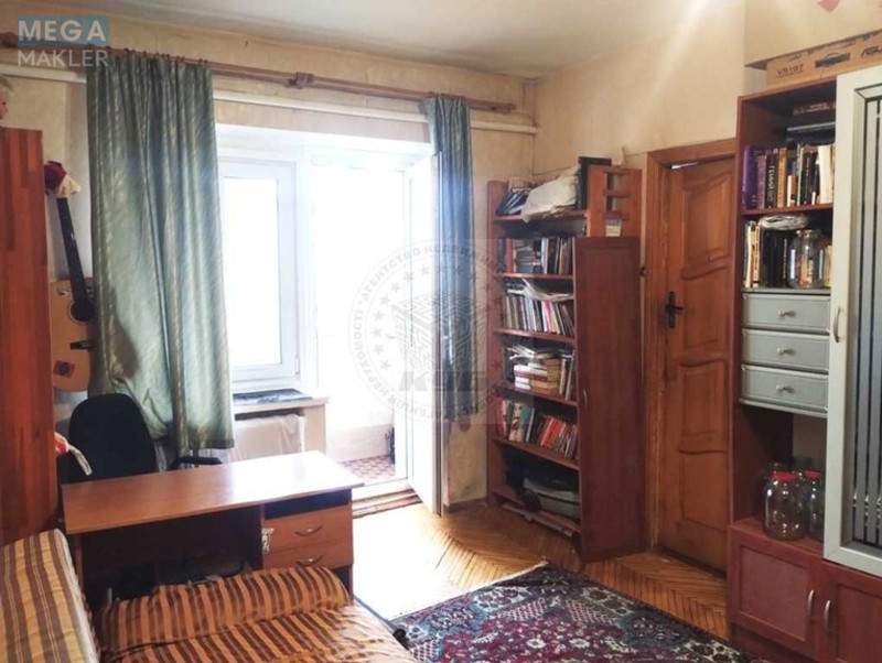 Продаж 3 кімнатної квартири (57/40/5), 5 пов. 5 пов. будинку, <a class="location-link" href="/kiev/" title="Недвижимость Київ">Київ</a>, <a class="location-link" href="/kiev/dneprovskij/" title="Недвижимость Дніпровський район">Дніпровський р-н</a>, Праці бульв., 6/14 (изображение 6)