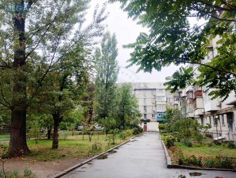 Продаж 3 кімнатної квартири (57/40/5), 5 пов. 5 пов. будинку, <a class="location-link" href="/kiev/" title="Недвижимость Київ">Київ</a>, <a class="location-link" href="/kiev/dneprovskij/" title="Недвижимость Дніпровський район">Дніпровський р-н</a>, Праці бульв., 6/14 (изображение 16)