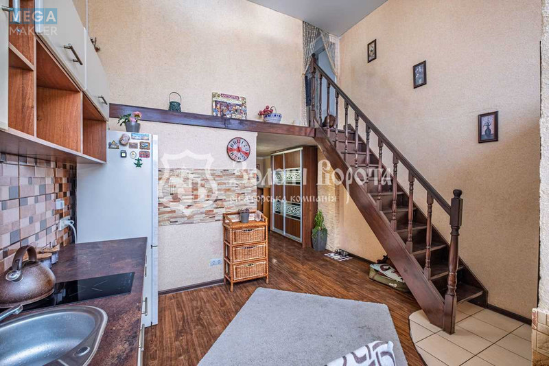 Продаж 3 кімнатної квартири (85/40/42), 1 пов. 4 пов. будинку, <a class="location-link" href="/sofievskaya-borshagovka/" title="Недвижимость Софіївська Борщагівка">Софіївська Борщагівка</a>, Соборна вул., 28 (изображение 3)