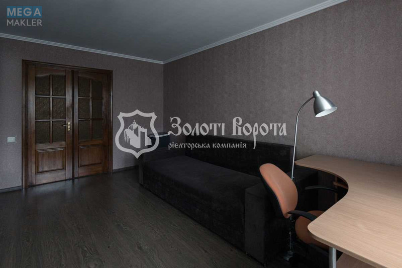 Продаж 3 кімнатної квартири (72,3/40,9/10,6), 4 пов. 8 пов. будинку, <a class="location-link" href="/kiev/" title="Недвижимость Київ">Київ</a>, <a class="location-link" href="/kiev/svyatoshinskij/" title="Недвижимость Святошинський район">Святошинський р-н</a>, Тулузи вул., 3б (изображение 4)