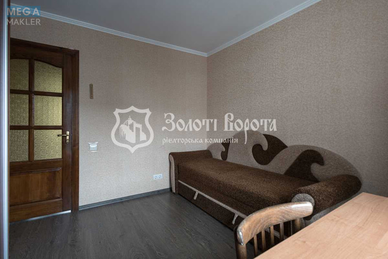 Продаж 3 кімнатної квартири (72,3/40,9/10,6), 4 пов. 8 пов. будинку, <a class="location-link" href="/kiev/" title="Недвижимость Київ">Київ</a>, <a class="location-link" href="/kiev/svyatoshinskij/" title="Недвижимость Святошинський район">Святошинський р-н</a>, Тулузи вул., 3б (изображение 9)