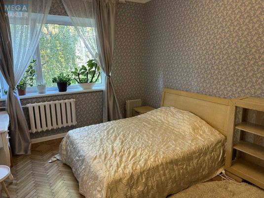 Оренда 2 кімнатної квартири, <a class="location-link" href="/kiev/" title="Недвижимость Київ">Київ</a>, <a class="location-link" href="/kiev/solomenskij/" title="Недвижимость Солом'янський район">Солом'янський р-н</a>, Вузівська вул., 4 (изображение 2)