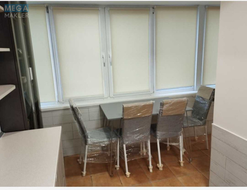Оренда 2 кімнатної квартири, <a class="location-link" href="/kiev/" title="Недвижимость Київ">Київ</a>, <a class="location-link" href="/kiev/solomenskij/" title="Недвижимость Солом'янський район">Солом'янський р-н</a>, Михаила Донца ул., 21а (изображение 3)