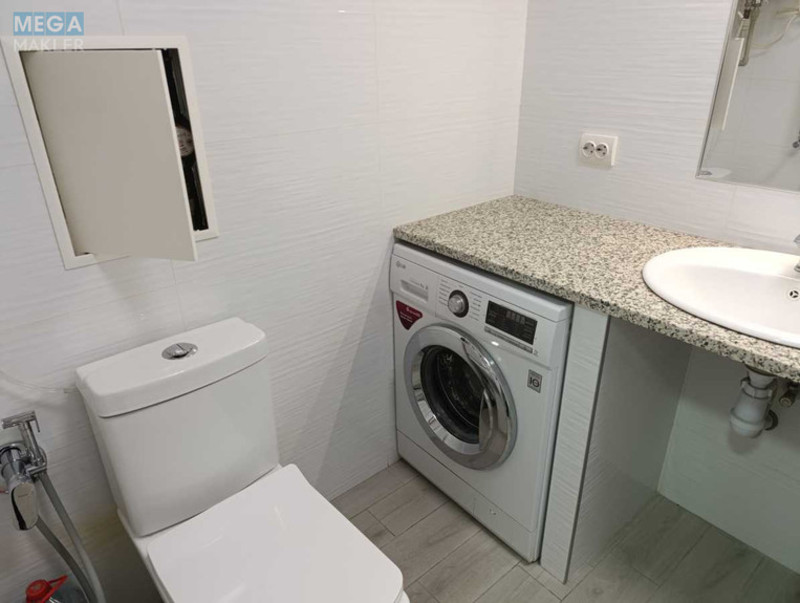 Оренда 2 кімнатної квартири, <a class="location-link" href="/kiev/" title="Недвижимость Київ">Київ</a>, <a class="location-link" href="/kiev/goloseevskij/" title="Недвижимость Голосіївський район">Голосіївський р-н</a>, Бубнова Андрія вул., 8 (изображение 6)