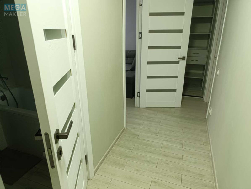 Оренда 2 кімнатної квартири, <a class="location-link" href="/kiev/" title="Недвижимость Київ">Київ</a>, <a class="location-link" href="/kiev/goloseevskij/" title="Недвижимость Голосіївський район">Голосіївський р-н</a>, Бубнова Андрія вул., 8 (изображение 7)