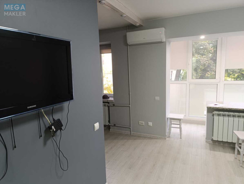 Оренда 2 кімнатної квартири, <a class="location-link" href="/kiev/" title="Недвижимость Київ">Київ</a>, <a class="location-link" href="/kiev/goloseevskij/" title="Недвижимость Голосіївський район">Голосіївський р-н</a>, Бубнова Андрія вул., 8 (изображение 14)