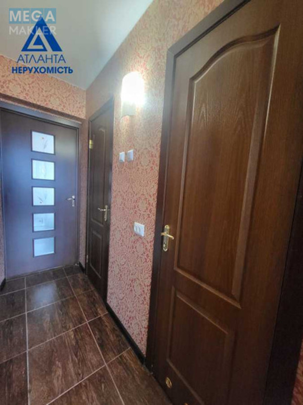 Продаж 3 кімнатної квартири (67/39/8), 9 пов. 9 пов. будинку, <a class="location-link" href="/lutsk/" title="Недвижимость Луцьк">Луцьк</a>, Соборності, 37б (изображение 22)