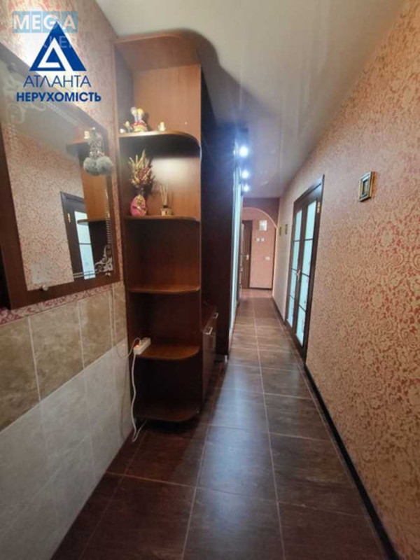 Продаж 3 кімнатної квартири (67/39/8), 9 пов. 9 пов. будинку, <a class="location-link" href="/lutsk/" title="Недвижимость Луцьк">Луцьк</a>, Соборності, 37б (изображение 24)