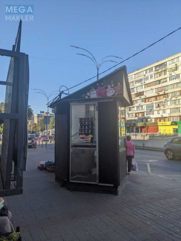Оренда комерційної нерухомості, 6 кв.м, под магазин, <a class="location-link" href="/kiev/" title="Недвижимость Київ">Київ</a>, <a class="location-link" href="/kiev/solomenskij/" title="Недвижимость Солом'янський район">Солом'янський р-н</a>, Чоколівський бульв., 1 (изображение 2)