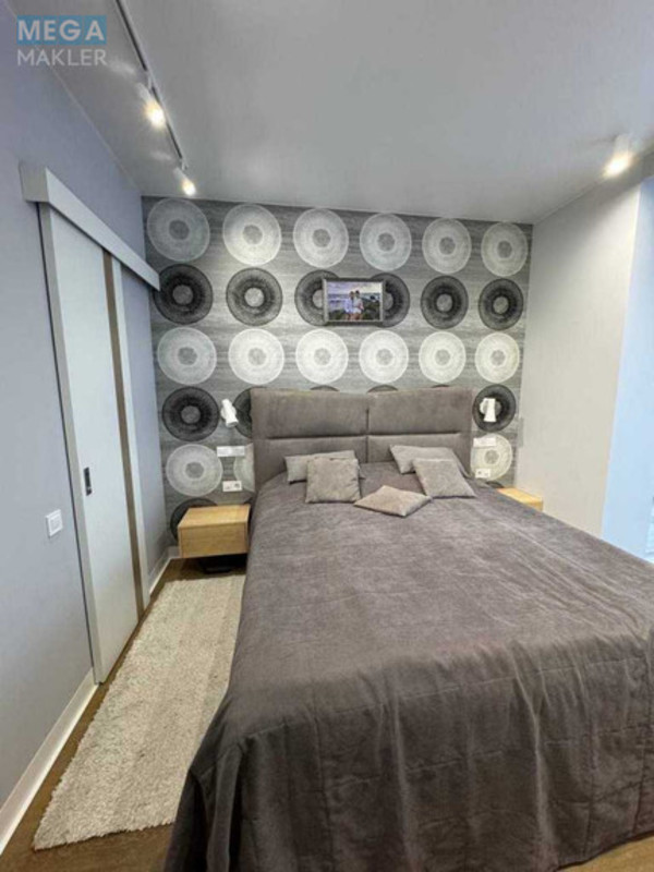Продаж 3 кімнатної квартири (115/74/18), 9 пов. 10 пов. будинку, <a class="location-link" href="/sofievskaya-borshagovka/" title="Недвижимость Софіївська Борщагівка">Софіївська Борщагівка</a>, Яблунева, 15 (изображение 3)